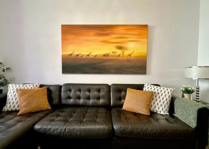 Hostiguest Coliving Leon Y Castillo * Las Palmas